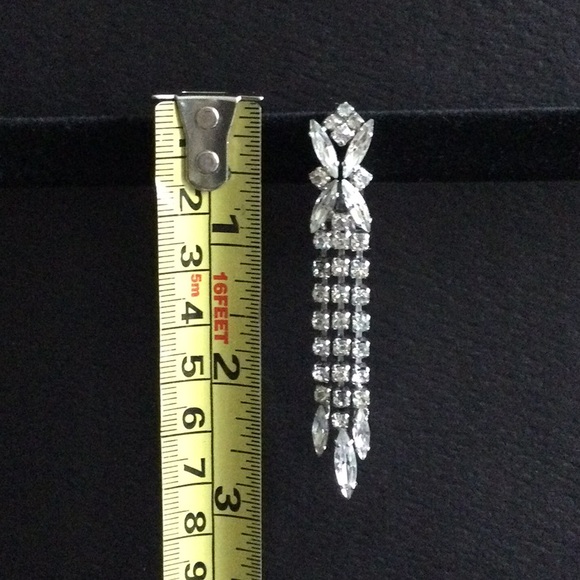 Continental Vintage Crystal Earrings - Picture 6 of 6
